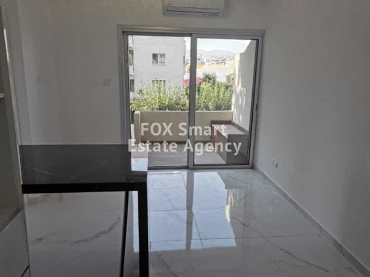 Eigentumswohnung im Agios Athanasios, Lemesos 10890982