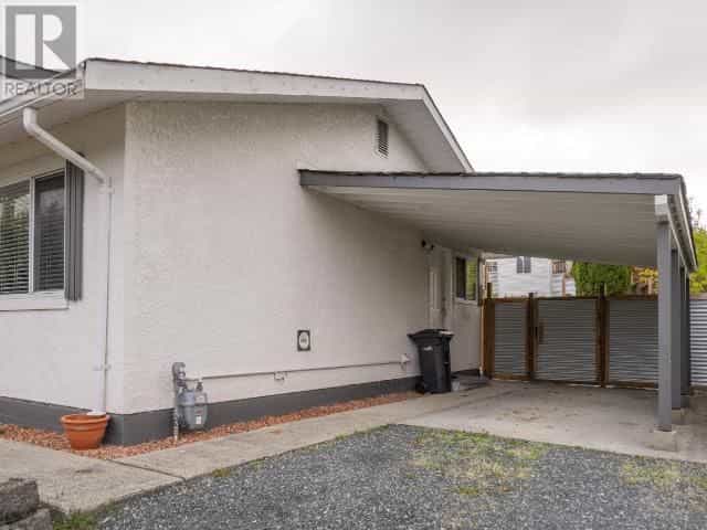 Condominio en Powell River, British Columbia 10891128