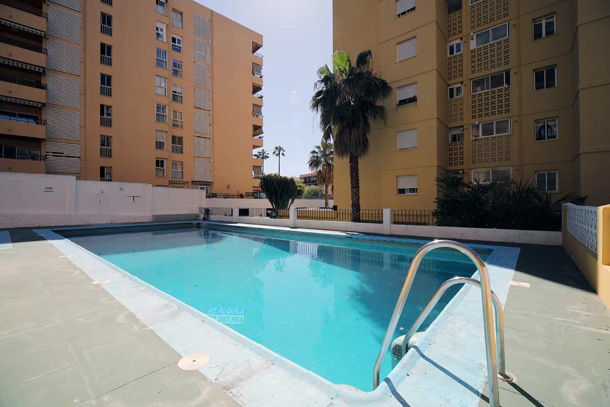 Condominium in Marbella, Andalusië 10891622