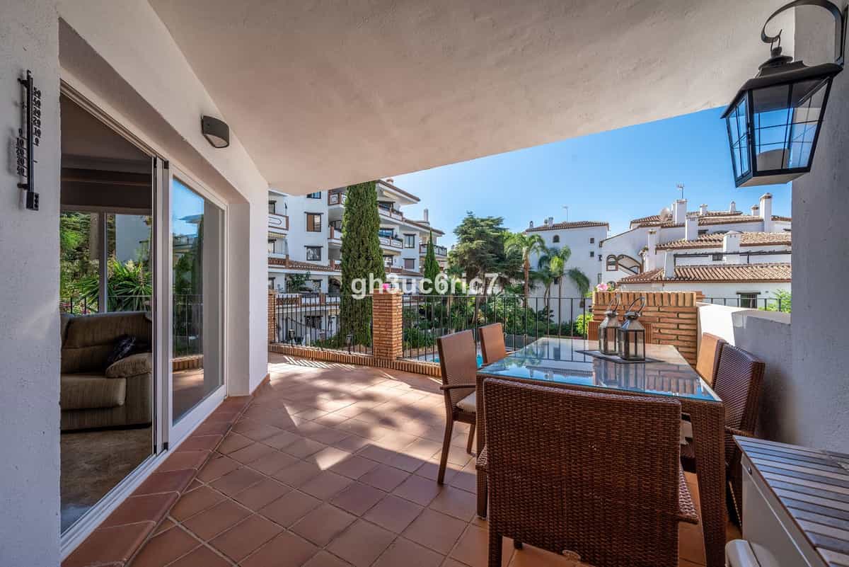 Condominium in Fuengirola, Andalusia 10891757