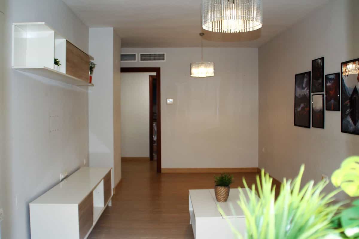 Квартира в Málaga, Andalucía 10892200