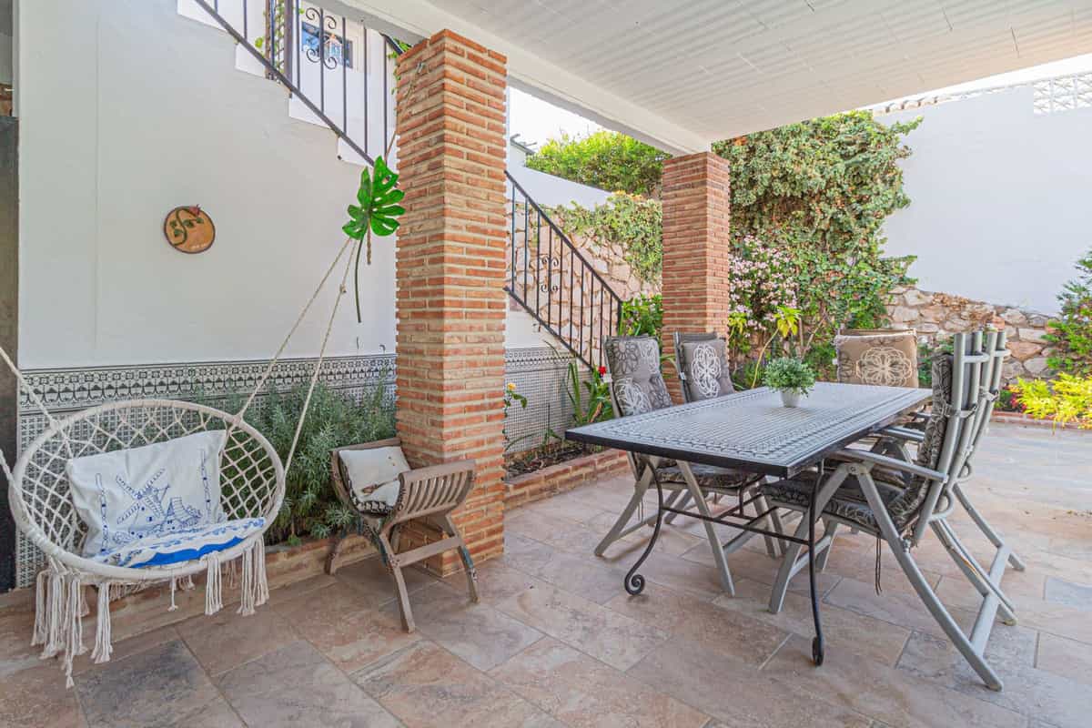 Casa nel Fuengirola, Andalucía 10892525