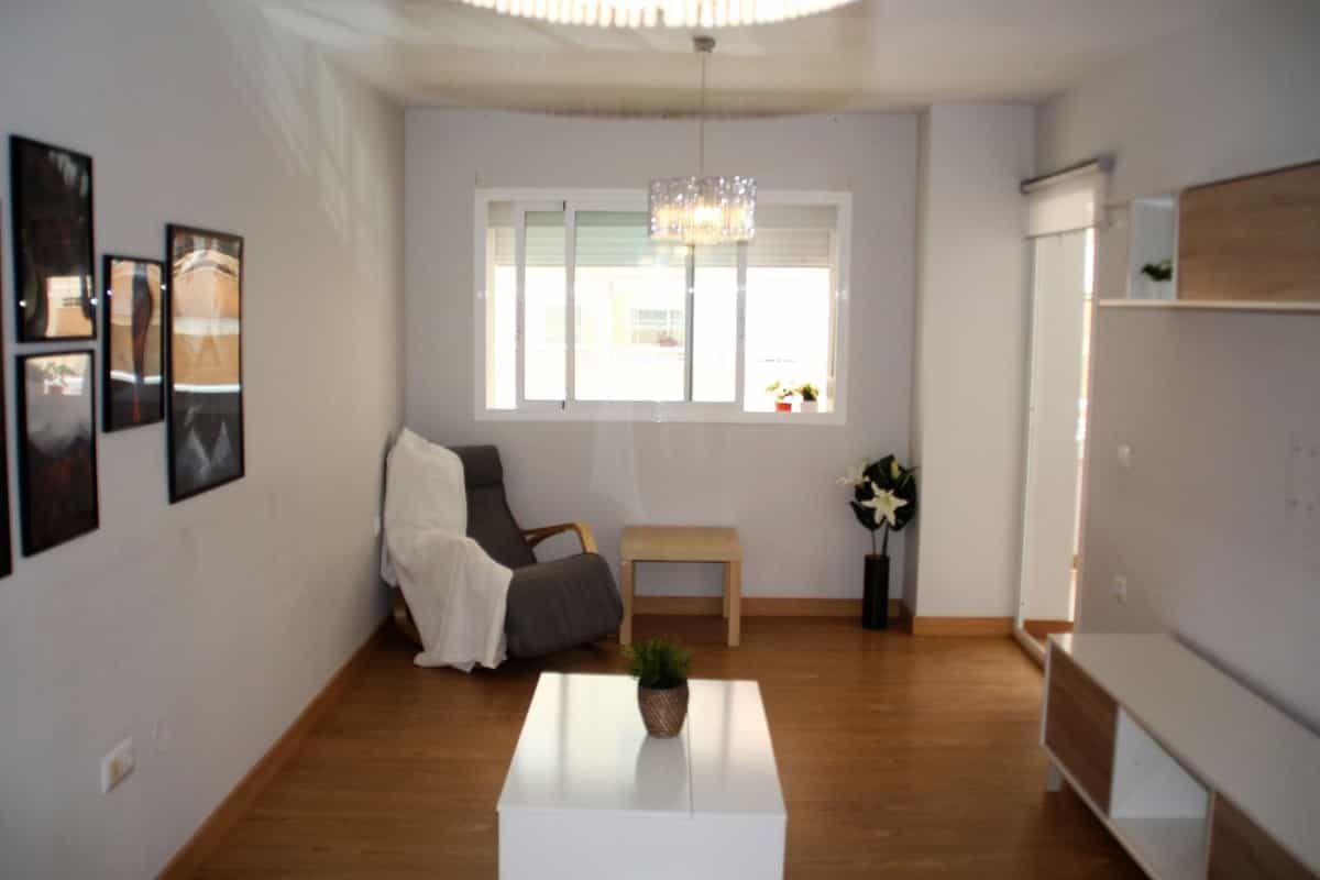 Condominium in Malaga, Andalusia 10892806