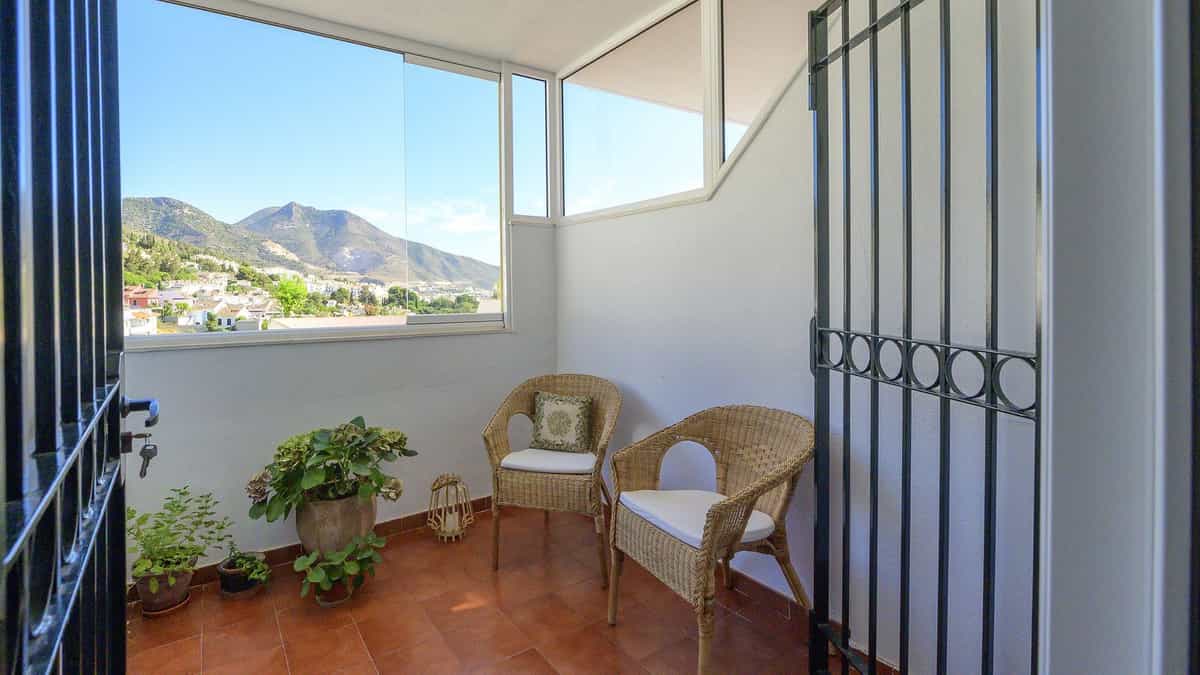 公寓 在 Benalmádena, Andalusia 10893998