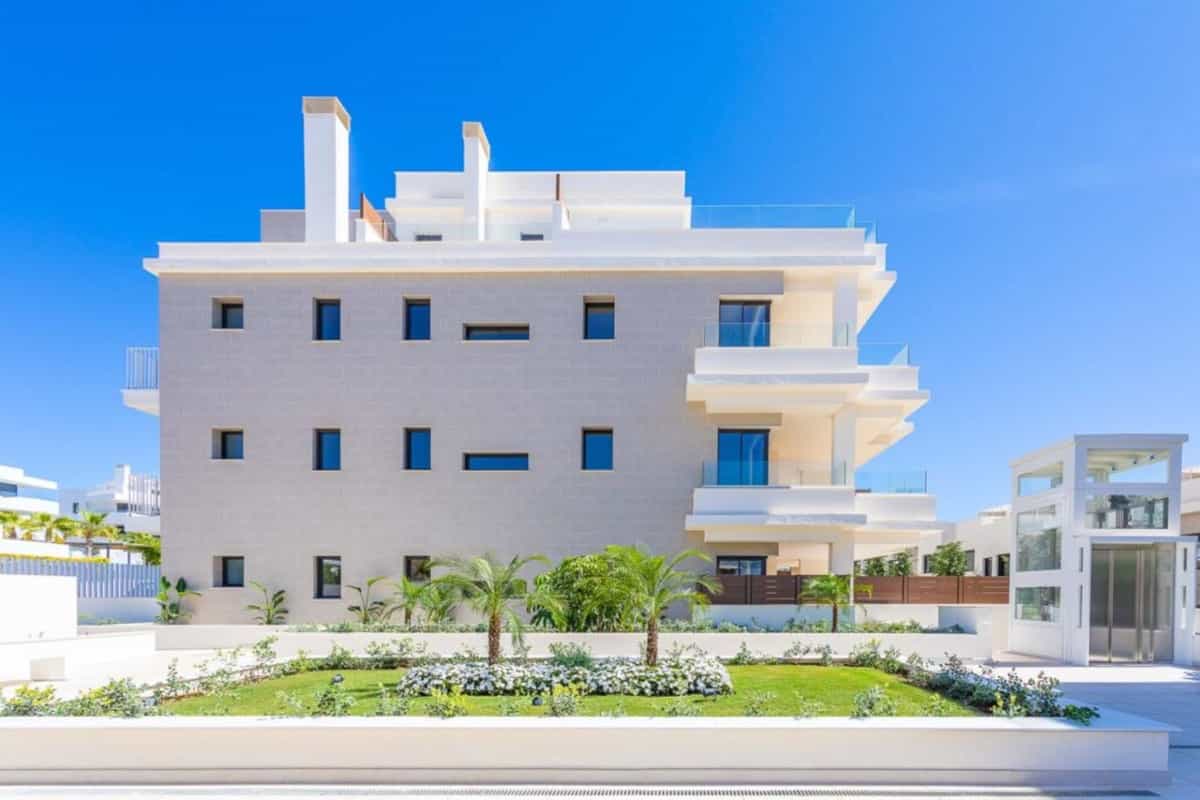 Condominium in Fuengirola, Andalusië 10895083