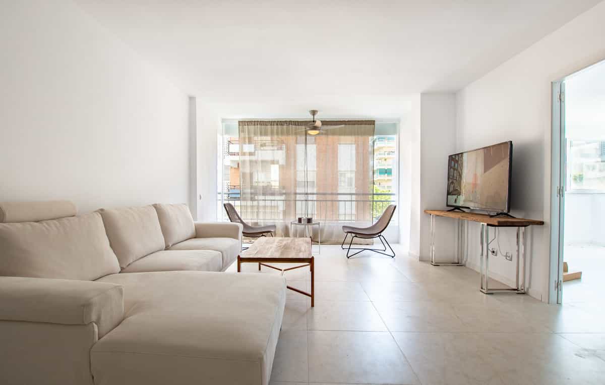 Condominium in Marbella, Andalusia 10895172