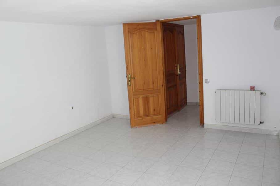 Будинок в Teulada, Comunidad Valenciana 10896986