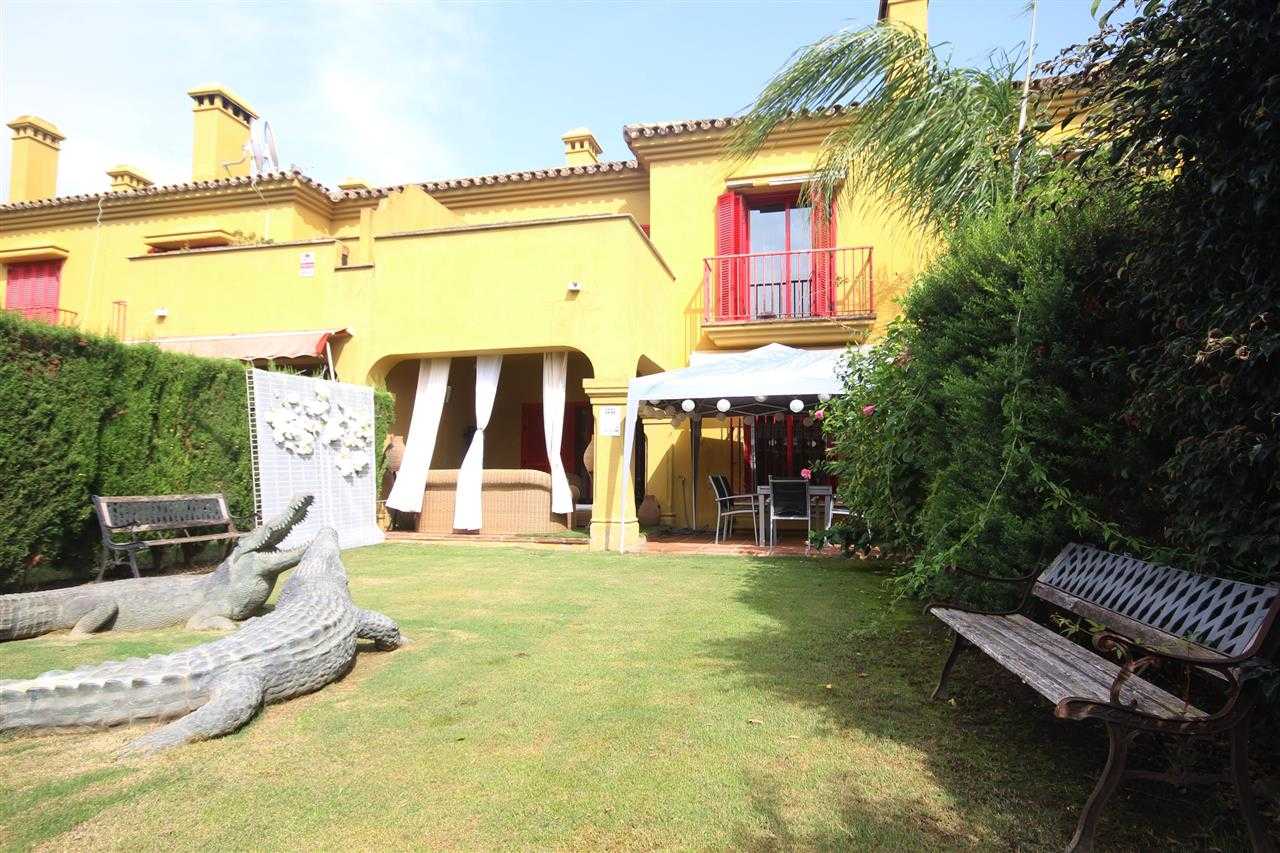 Casa nel San Roque, Andalucía 10897070