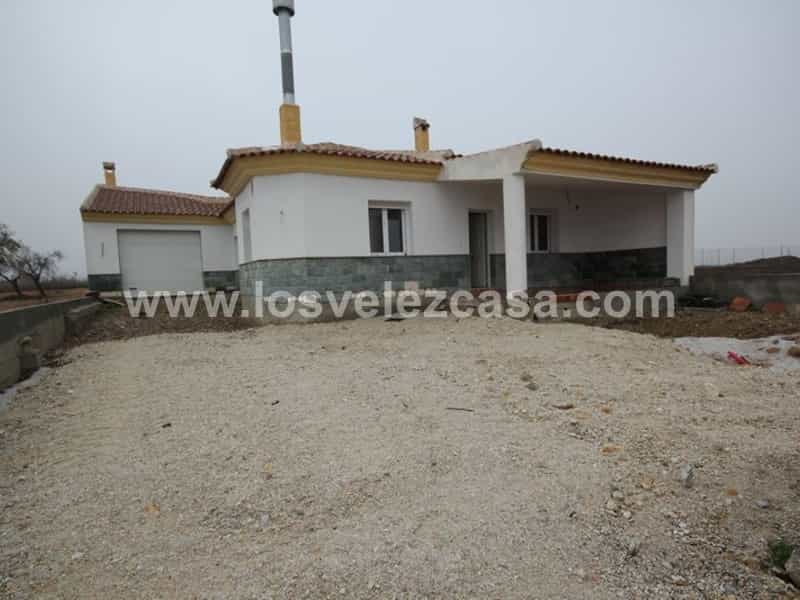 House in Chirivel, Andalusia 10897107