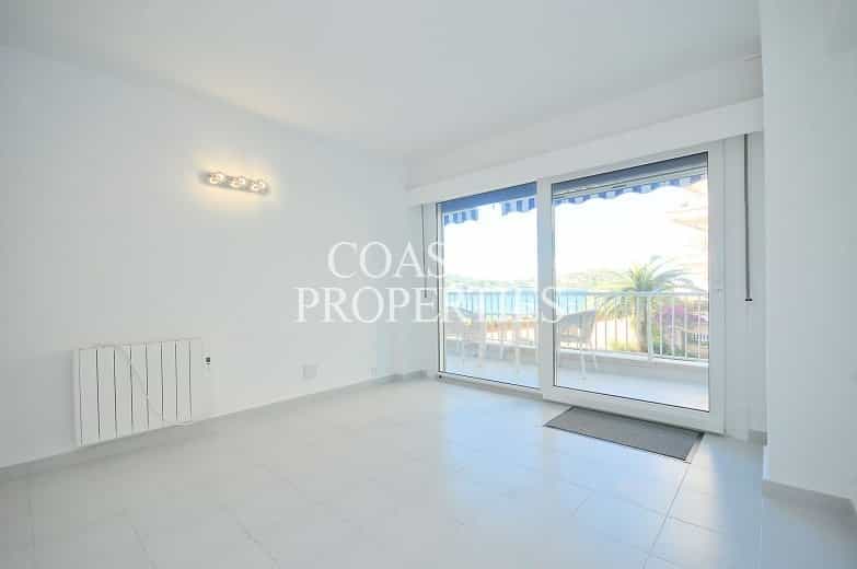 Condominium in Calvia, De Balearen 10897235