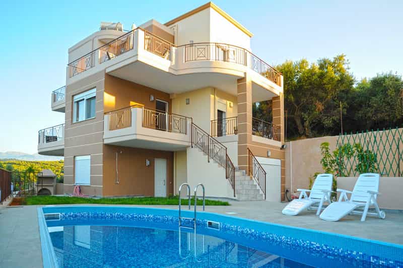 House in Chania,  10897572
