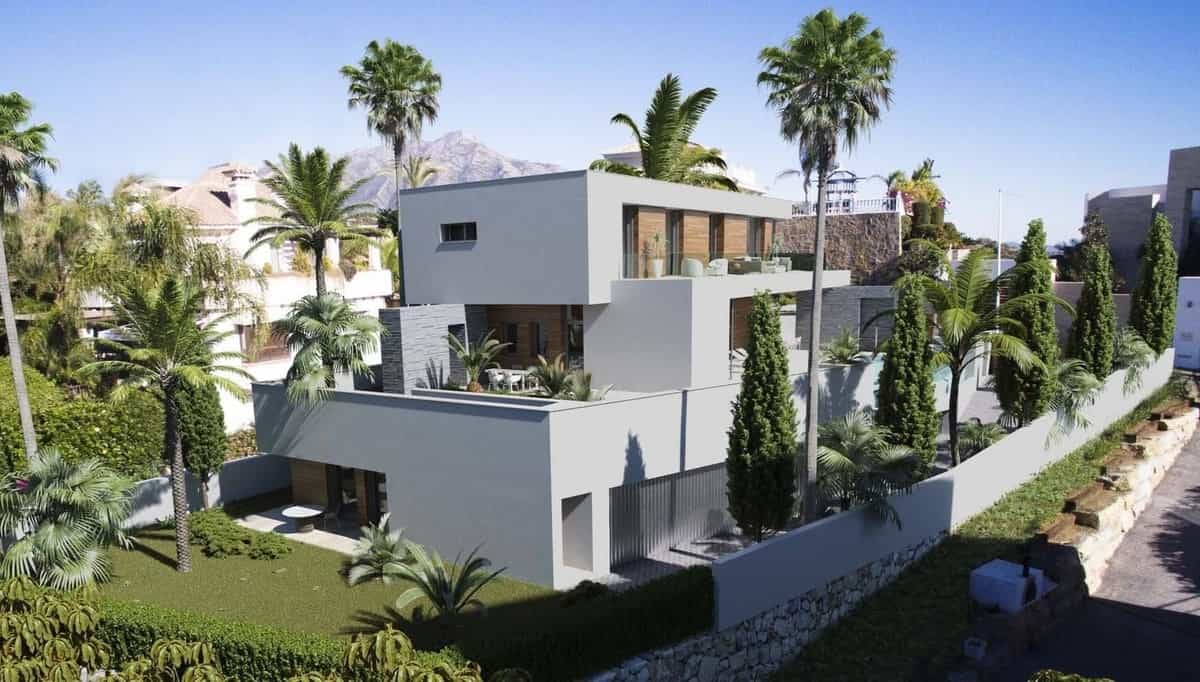 House in San Pedro de Alcantara, Andalusia 10897858
