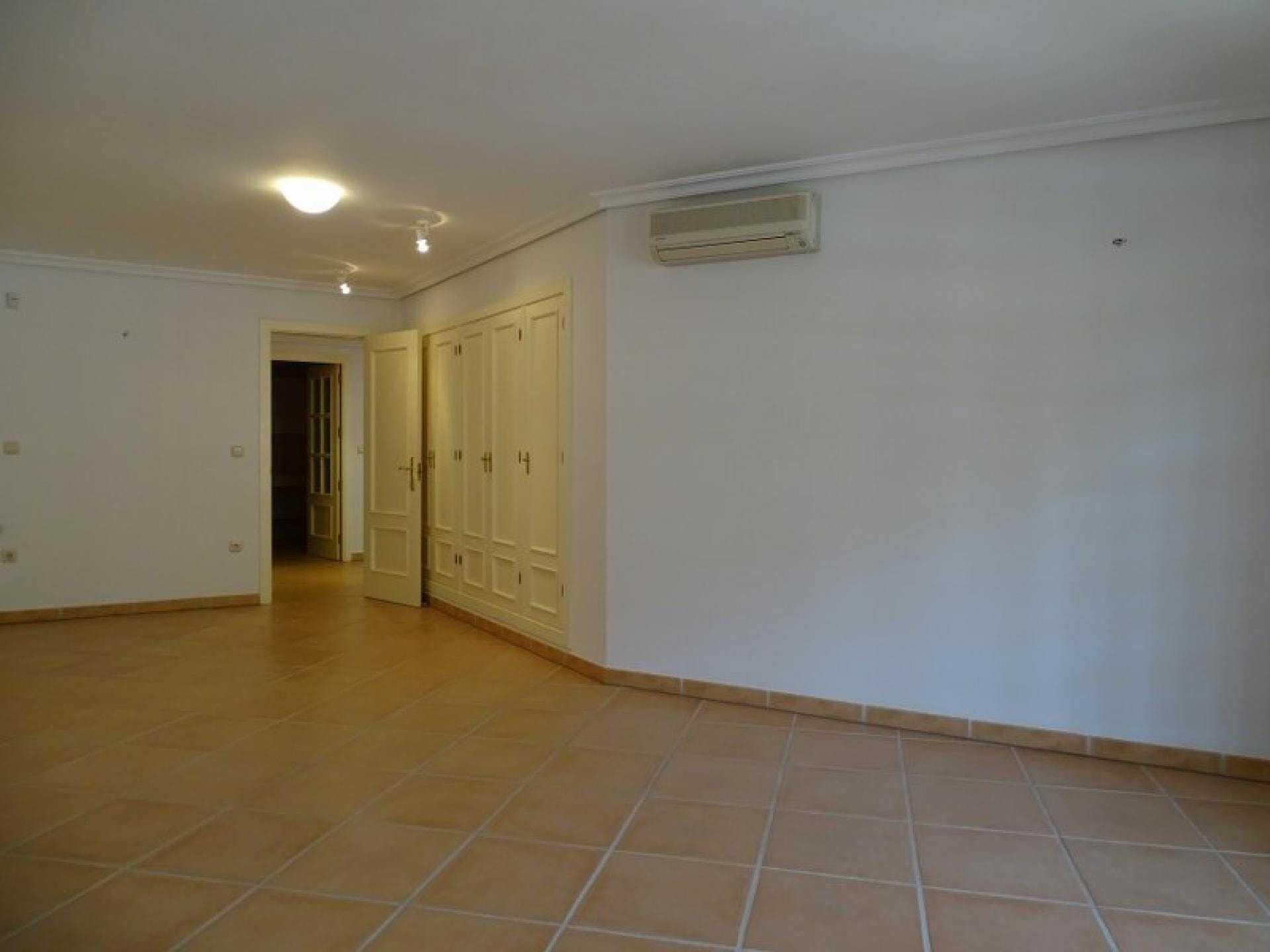 公寓 在 阿尔特亚, 巴伦西亚 10898035