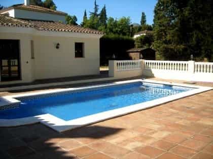 House in Coin, Andalusia 10898110