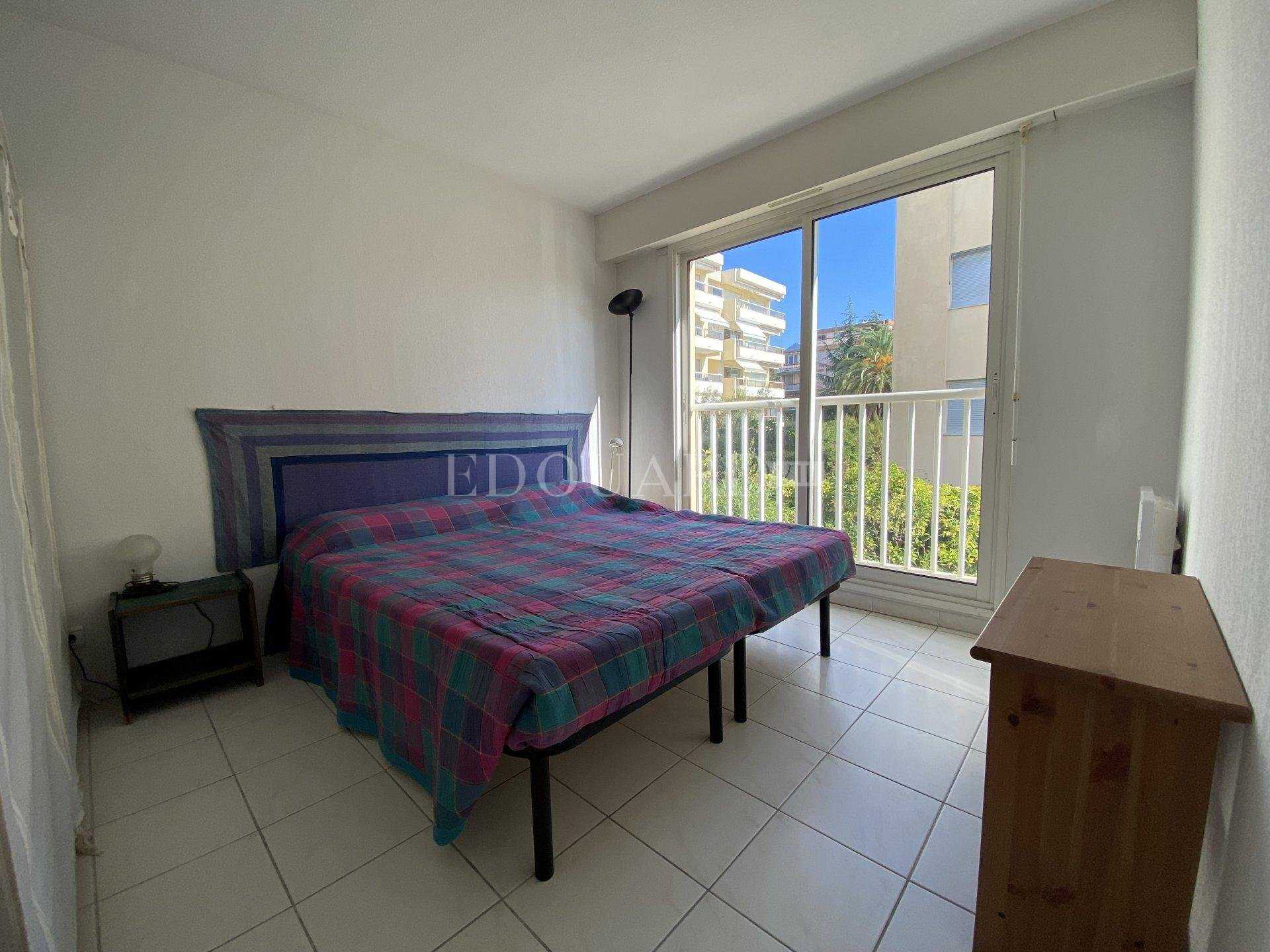 Condominium dans Cap-Martin, Provence-Alpes-Côte d'Azur 10898842