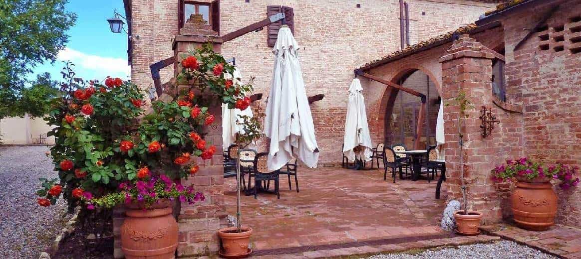 Dom w Monteroni d'Arbia, Toscana 10899134