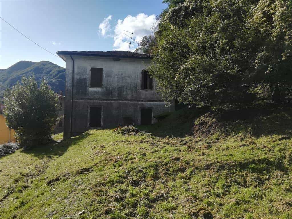 Кондоминиум в Gorfigliano, Toscana 10899146