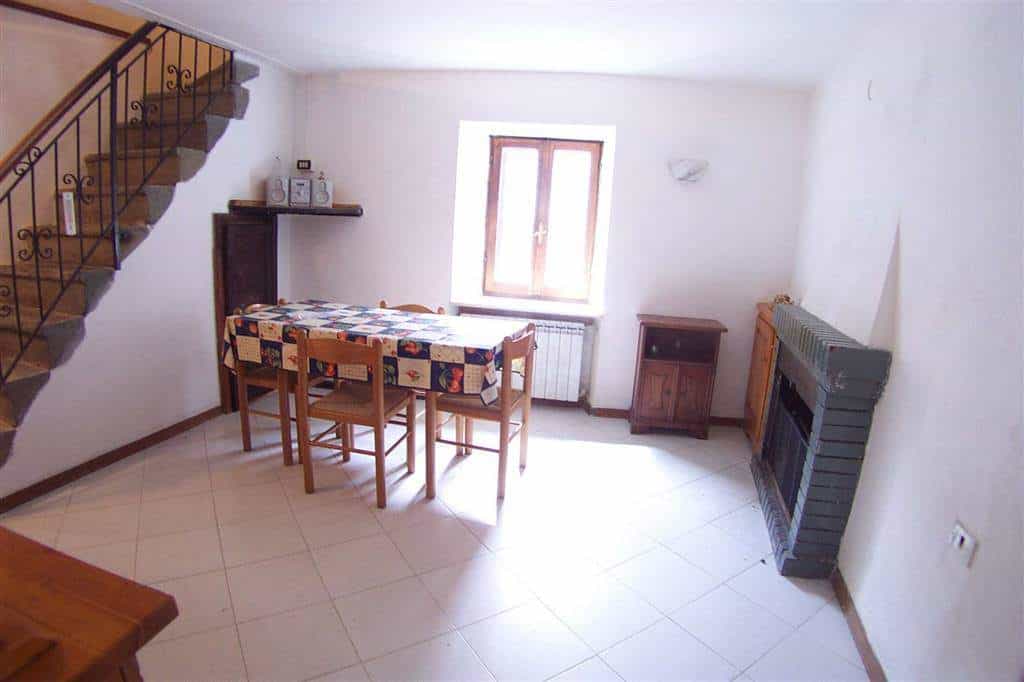 Dom w Minucciano, Toscana 10899163