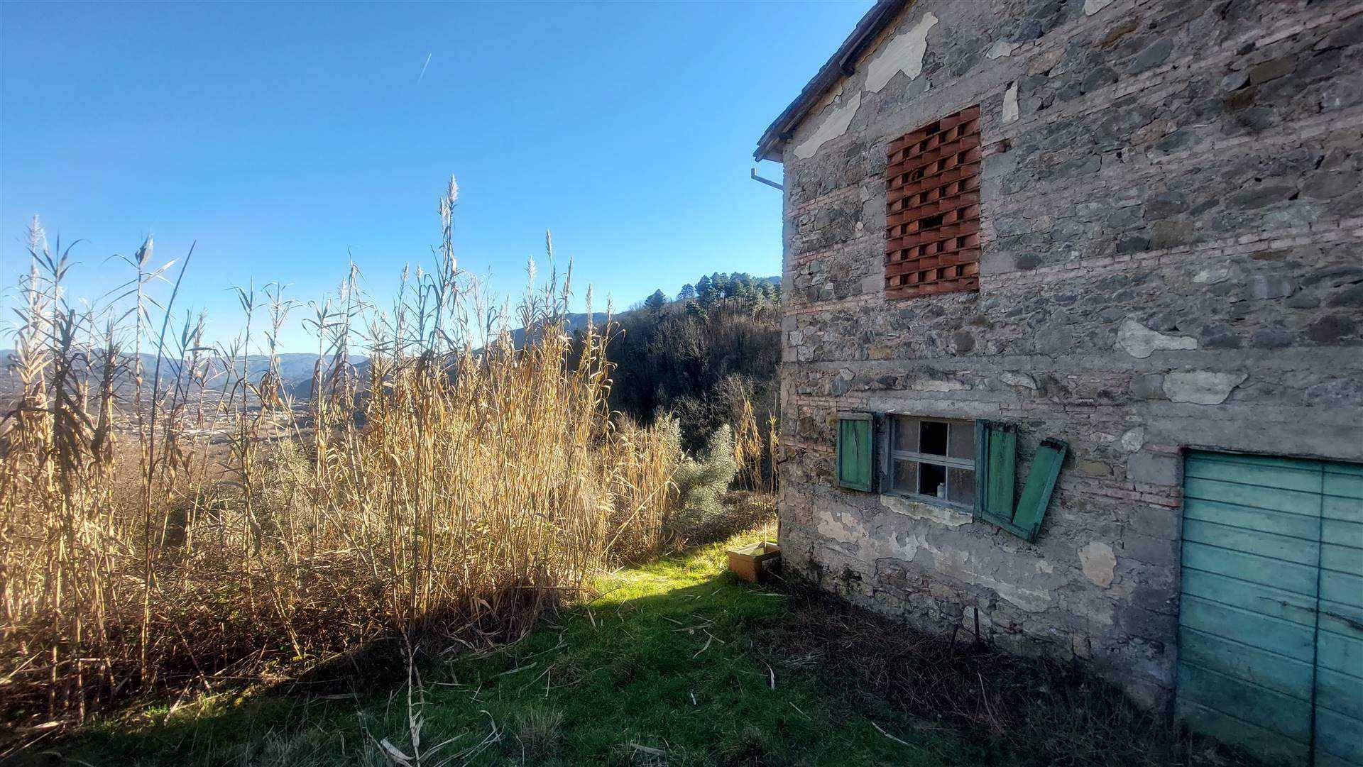 rumah dalam Molazzana, Tuscany 10899175