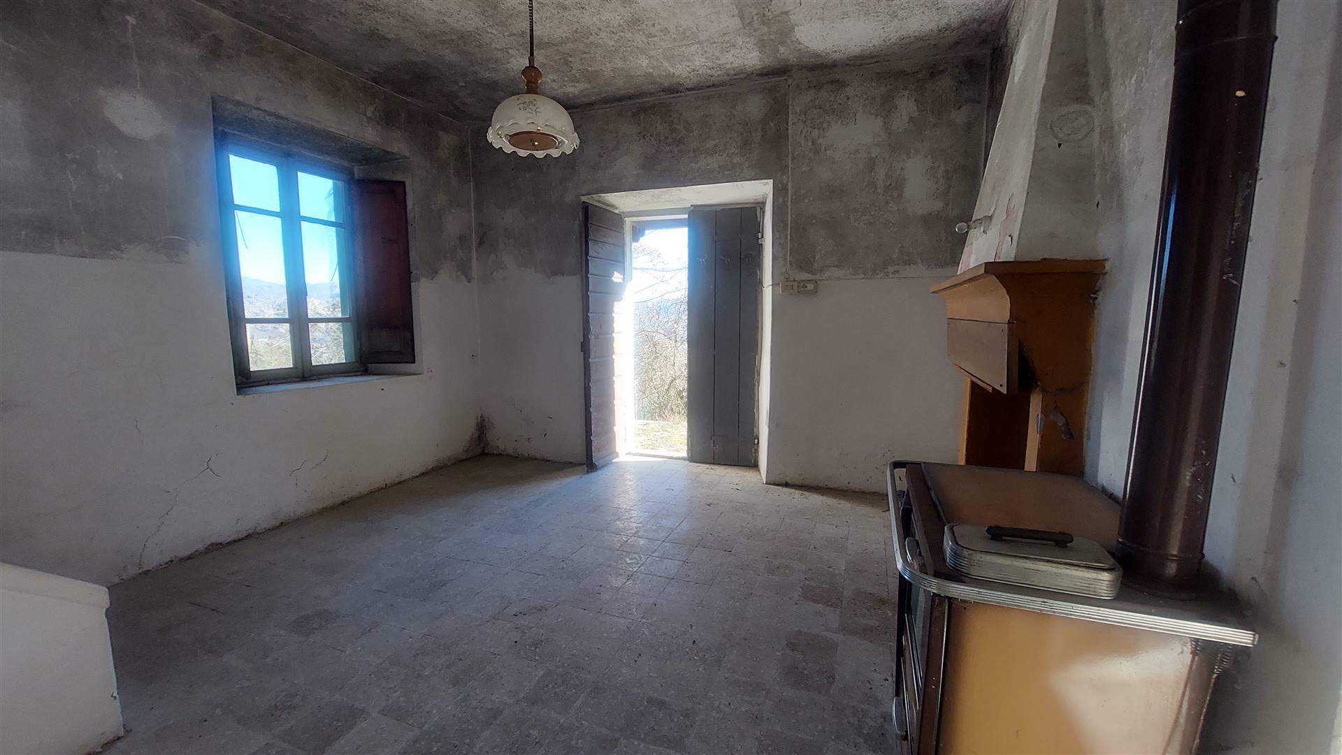 Rumah di Molazzana, Toscana 10899175