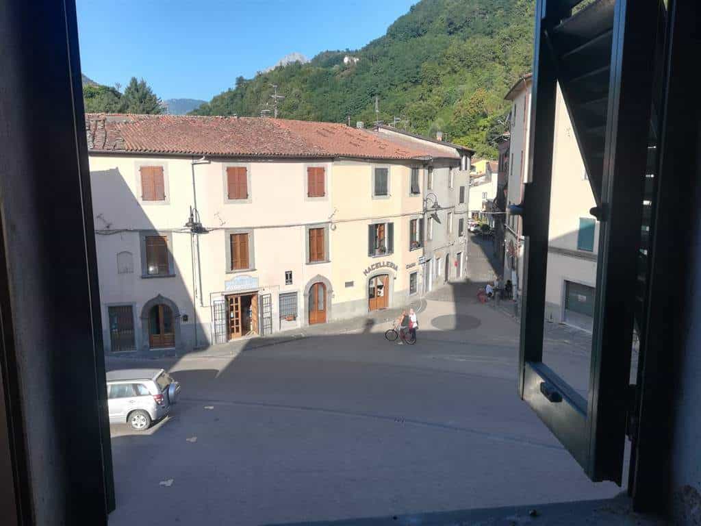 Kondominium dalam Gallicano, Toscana 10899213
