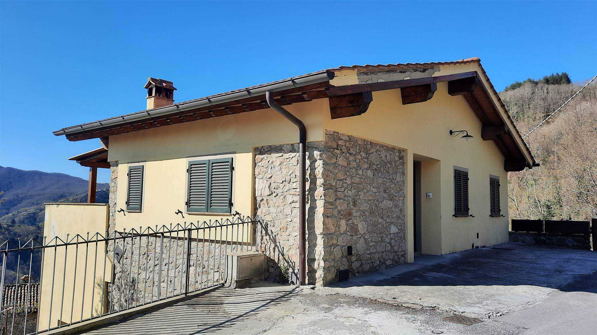 жилой дом в Молаццана, Тоскана 10899233
