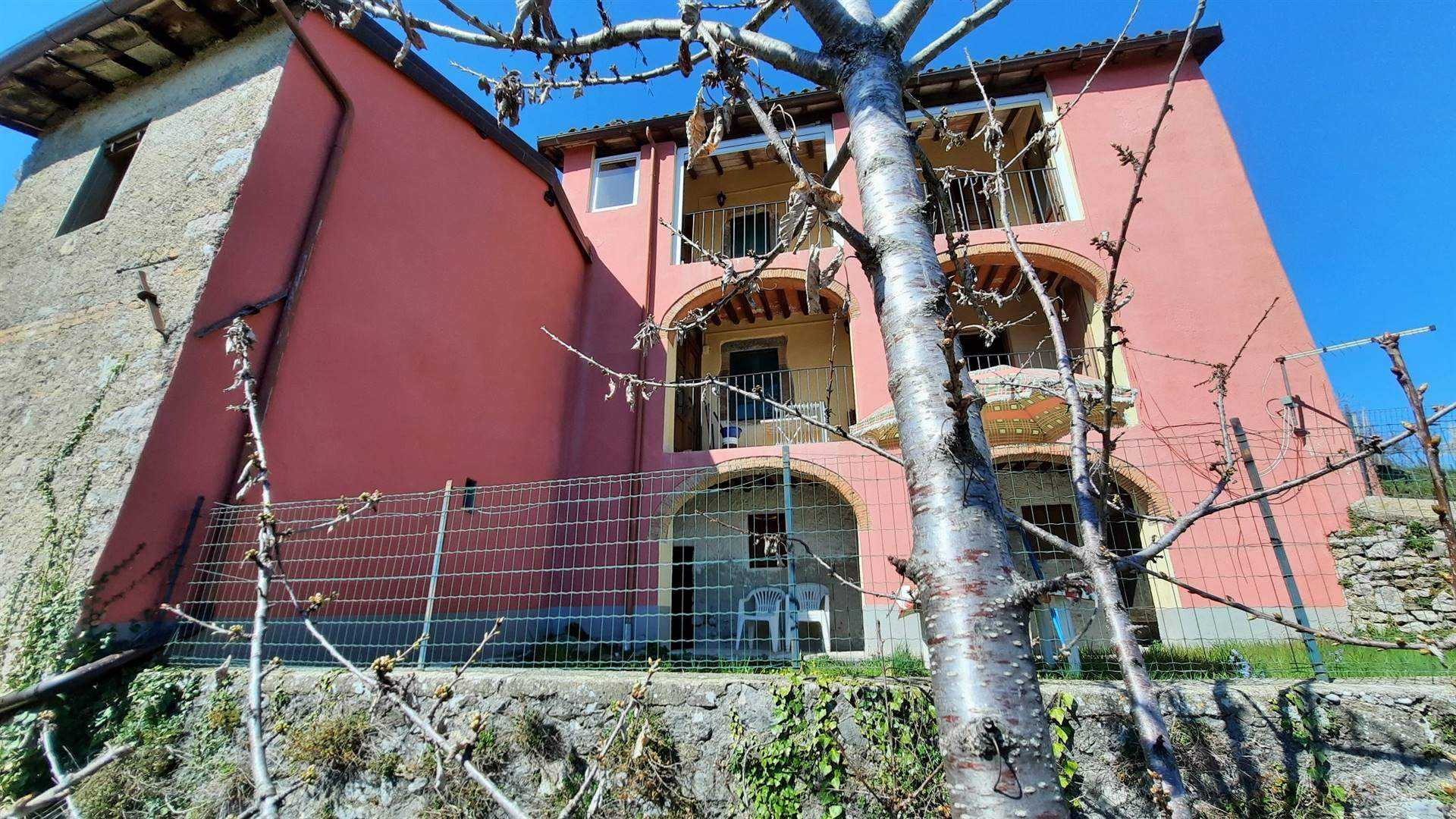 House in Gallicano, Tuscany 10899240