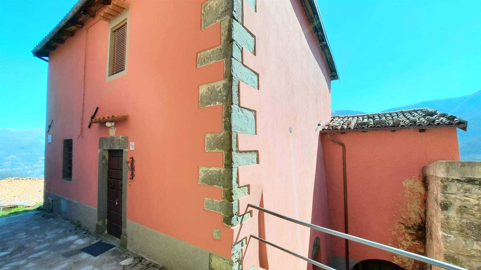 σπίτι σε Gallicano, Toscana 10899240