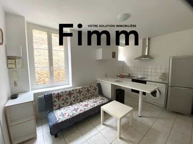 Condominium in Pelussin, Auvergne-Rhone-Alpes 10899453