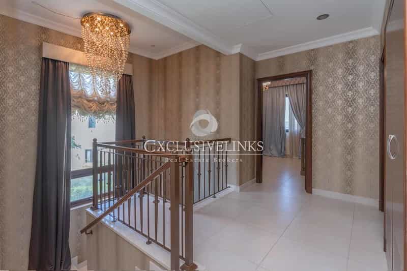 Talo sisään "Ud al Bayda", Dubai 10899654