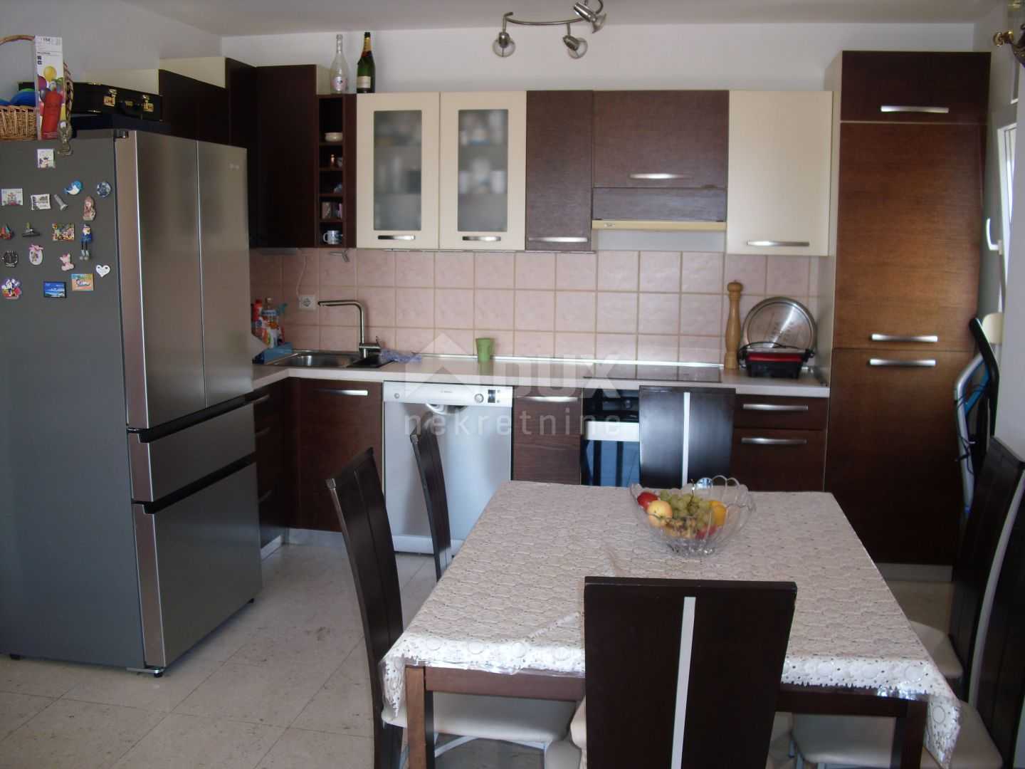 公寓 在 克尔克, 滨海边疆区-山区祖帕尼娅 10899680