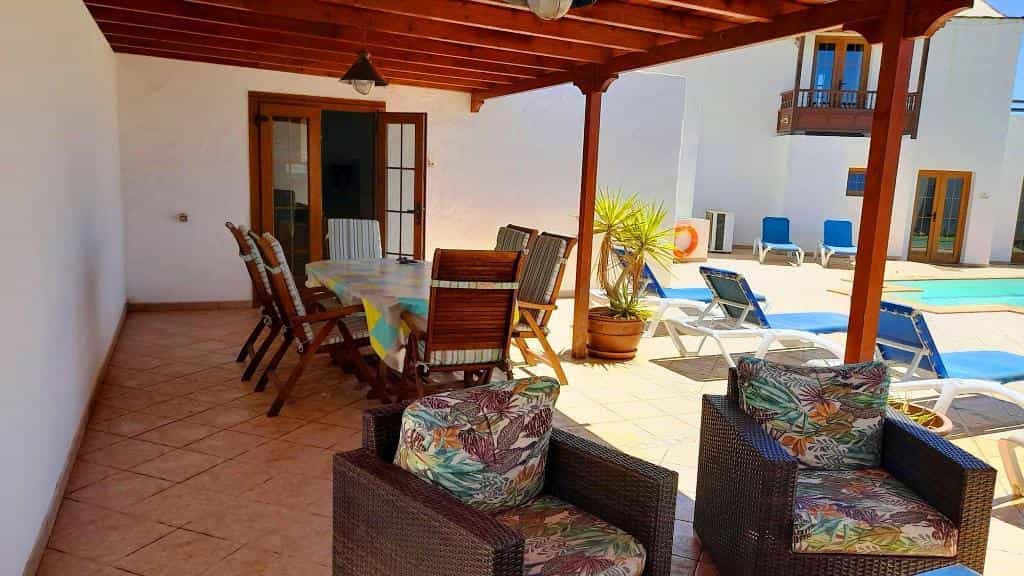 House in Tias, Canary Islands 10899758