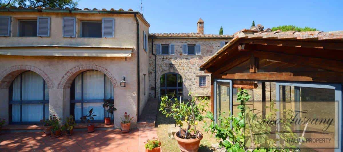 بيت في Radicondoli, Tuscany 10899761