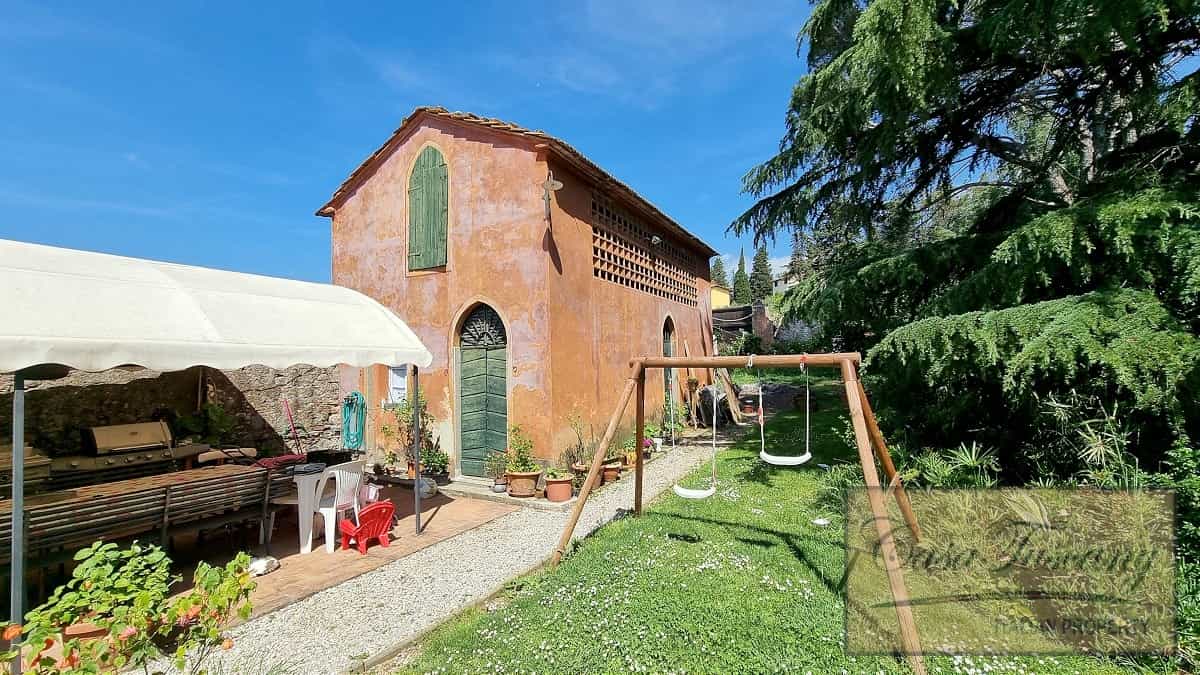 Talo sisään Lucca, Tuscany 10899765