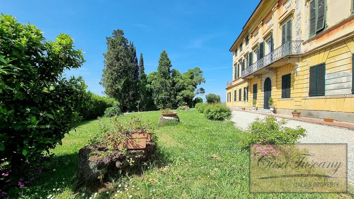 Будинок в Lucca, Tuscany 10899765