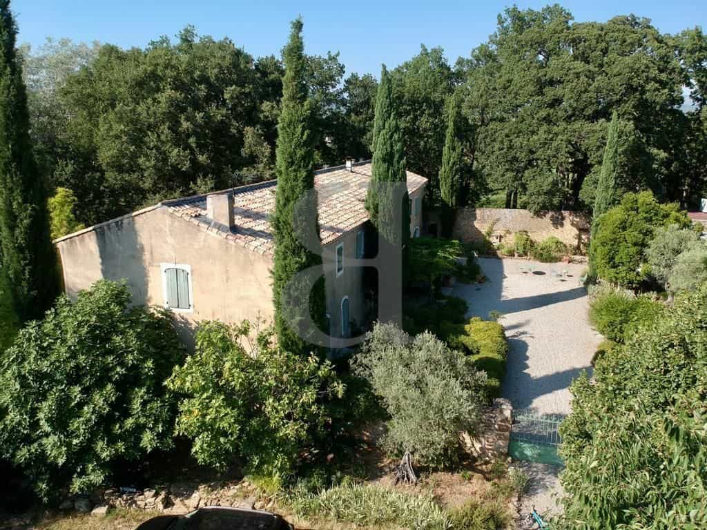 rumah dalam Bedoin, Provence-Alpes-Côte d'Azur 10899922