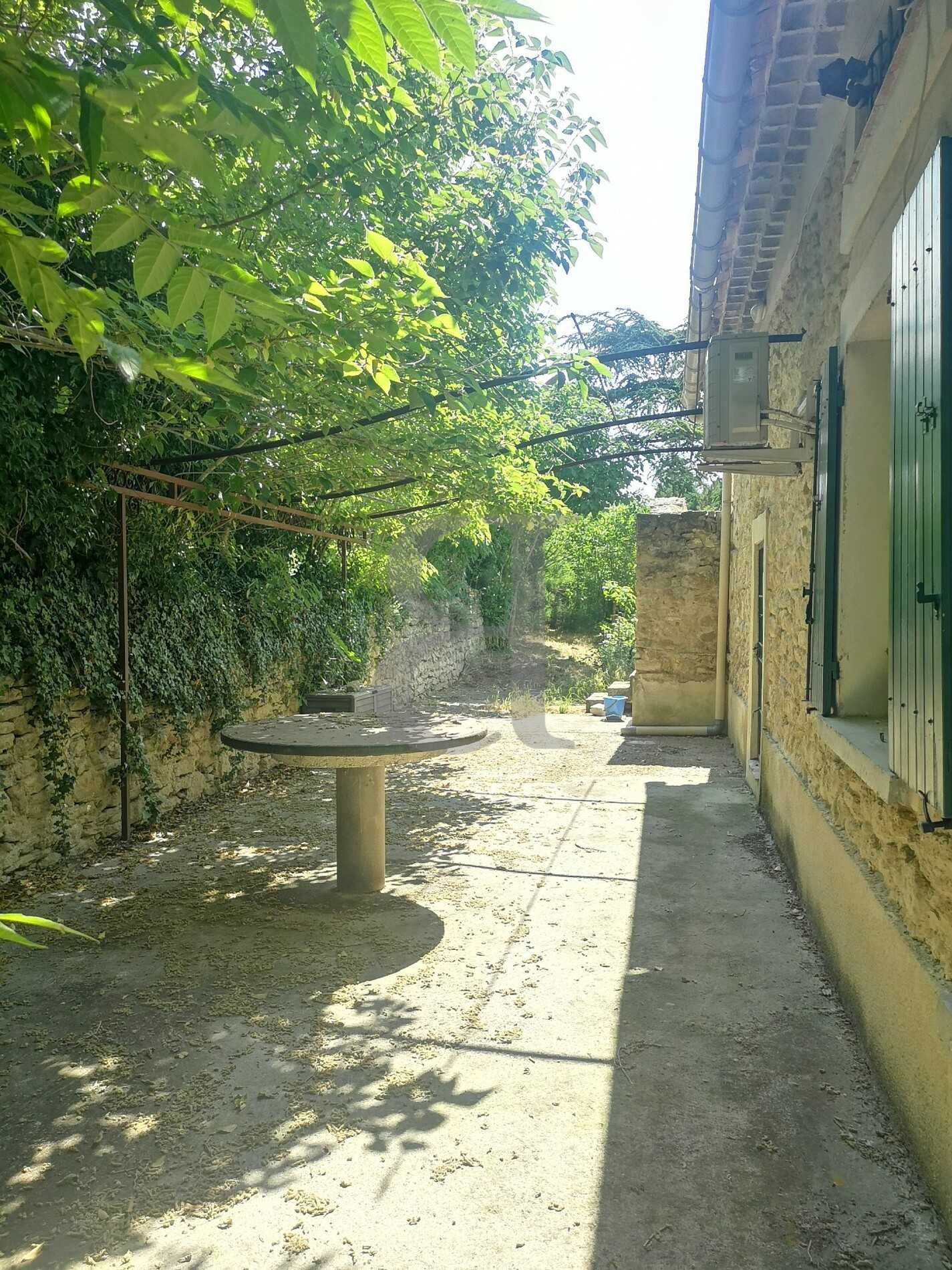 Rumah di Mazan, Provence-Alpes-Côte d'Azur 10899950