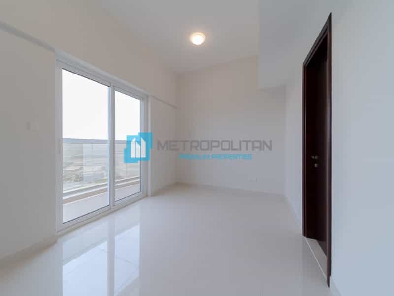Condominium in Warisaan, Dubayy 10899978