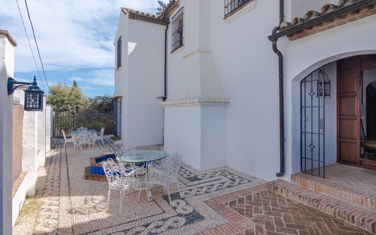rumah dalam Marbella, Andalusia 10900034