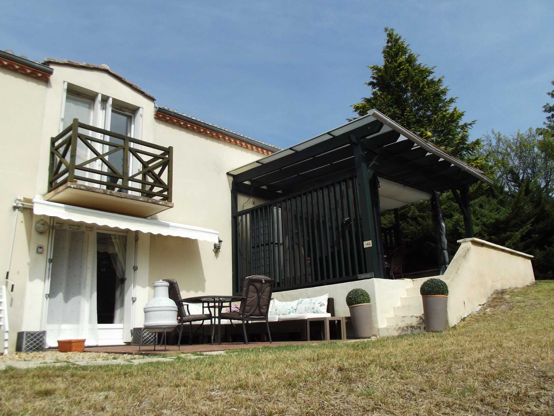 σπίτι σε Verteillac, Nouvelle-Aquitaine 10900498
