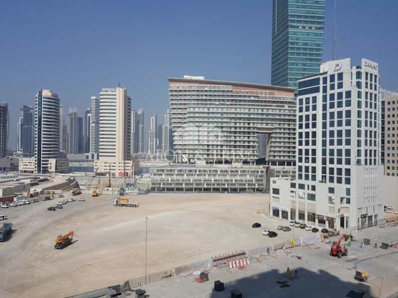 Condominium in Dubai, Dubayy 10900577