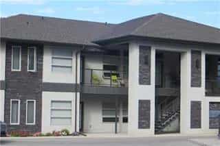 Condominium dans Lorette, Manitoba 10901478