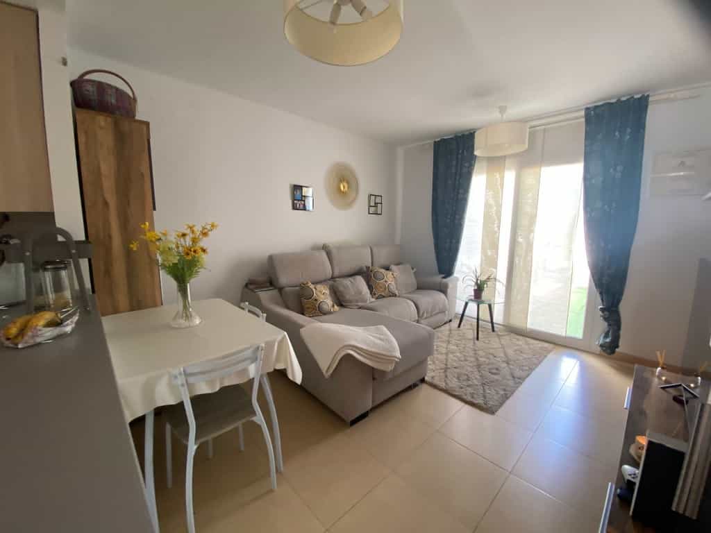 Condominium in Mazarron, Murcia 10901557