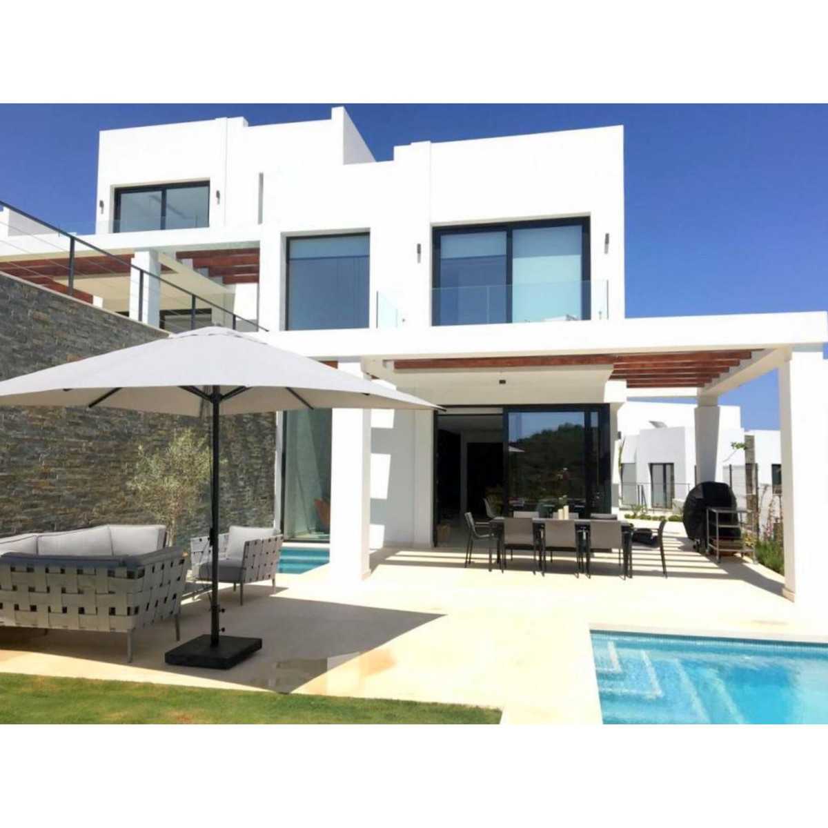 House in Fuengirola, Andalusia 10901753