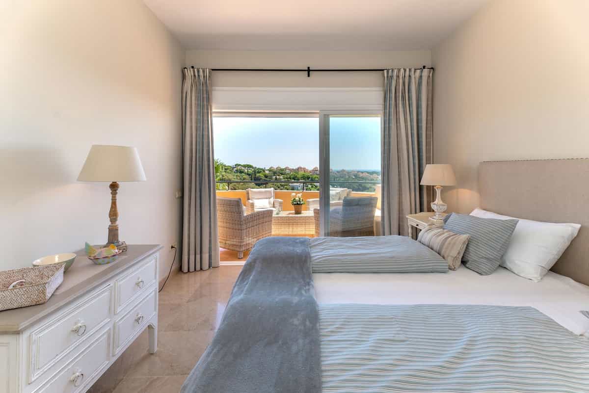公寓 在 Marbella, Andalucía 10901767