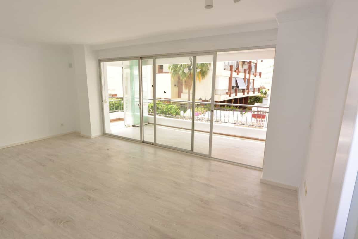 公寓 在 Marbella, Andalusia 10901837
