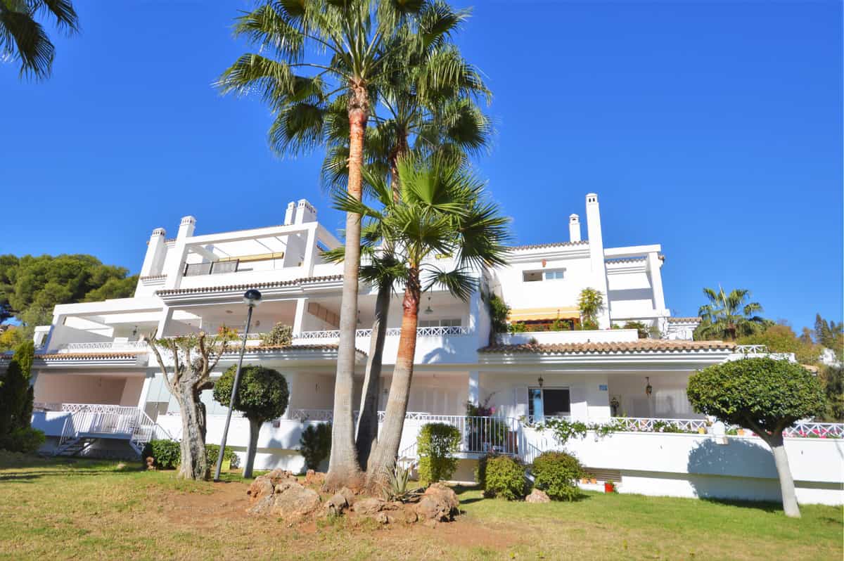 Osakehuoneisto sisään Marbella, Andalusia 10901846
