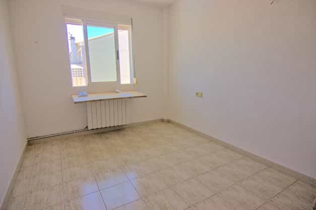 公寓 在 Ondara, Comunidad Valenciana 10902081