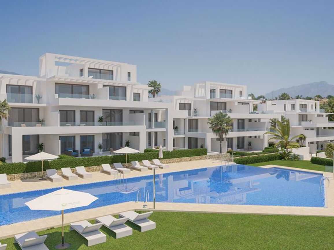 Condominium in Estepona, Andalucía 10902207