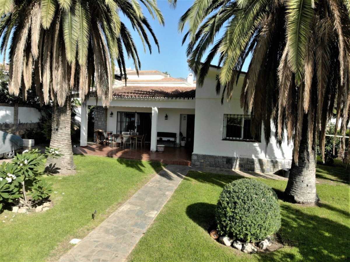 Rumah di Arroyo de la Miel, Andalusia 10902784